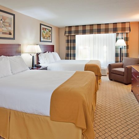 Holiday Inn Express Hotel & Suites Wichita Airport By Ihg 部屋 写真