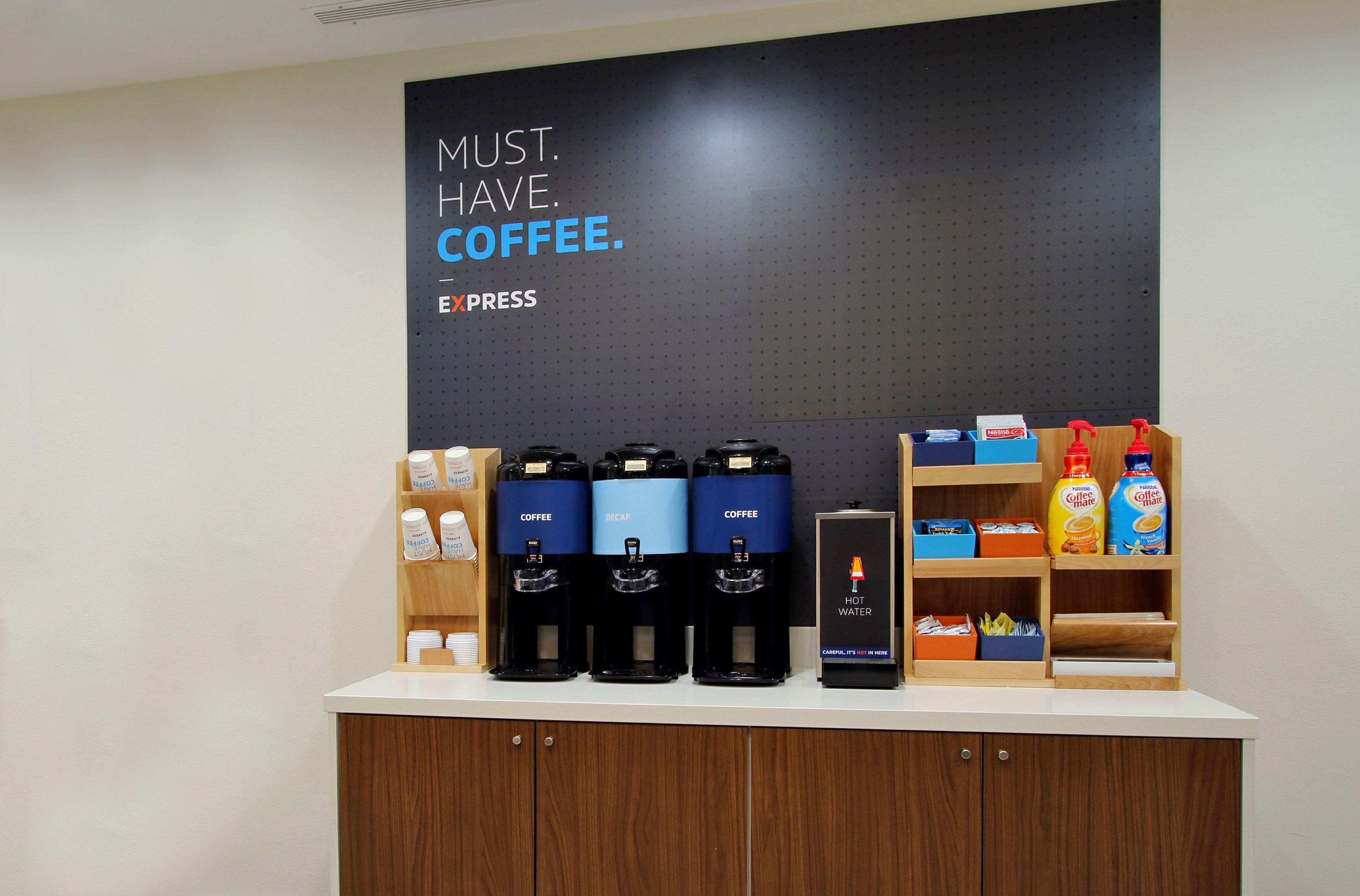 Holiday Inn Express Hotel & Suites Wichita Airport By Ihg エクステリア 写真
